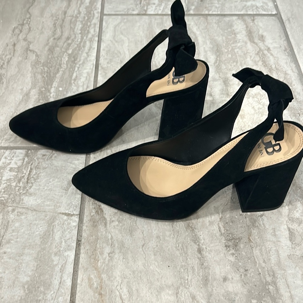 Women’s Gianni Bini black suede, US 9 sling-back heels READ DESCRIPTION!!